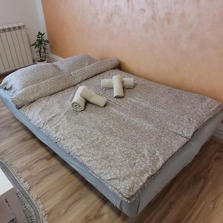 Apartman Centar Sremska Mitrovica Luaran gambar