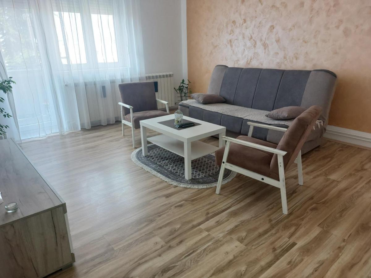 Apartman Centar Sremska Mitrovica Luaran gambar