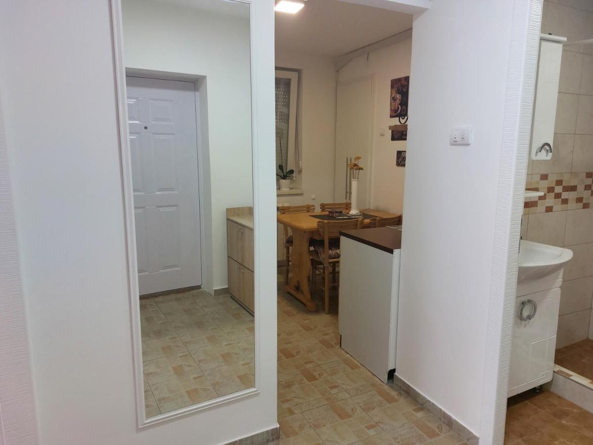 Apartman Centar Sremska Mitrovica Luaran gambar