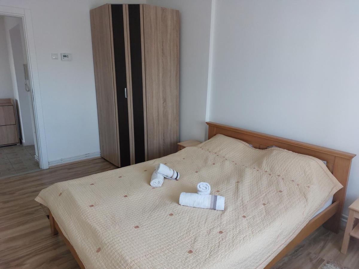Apartman Centar Sremska Mitrovica Luaran gambar