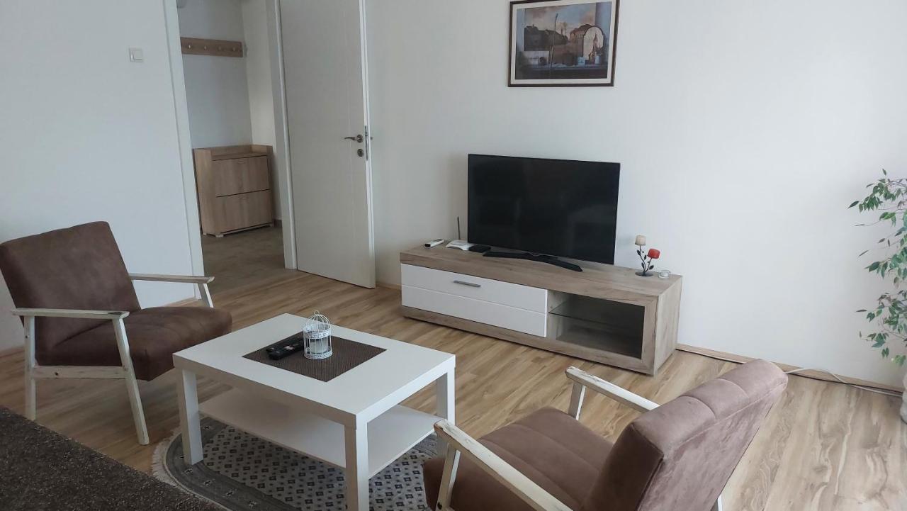 Apartman Centar Sremska Mitrovica Luaran gambar